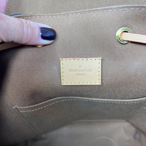 🤩😍🌟 SUPER CONDITION*AUTHENTIC Louis Vuitton Montsouris PM Backpack Monogram‼️ - Picture 4 of 16
